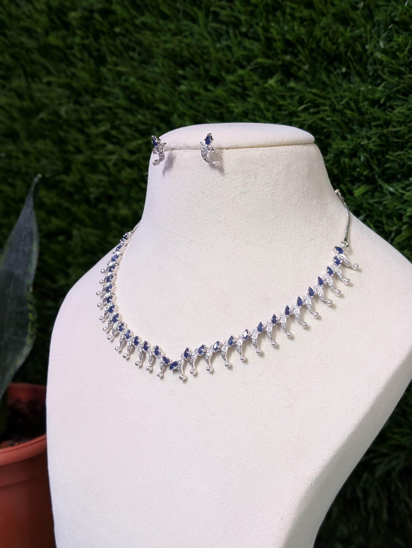 Sapphire Sky Necklace Set