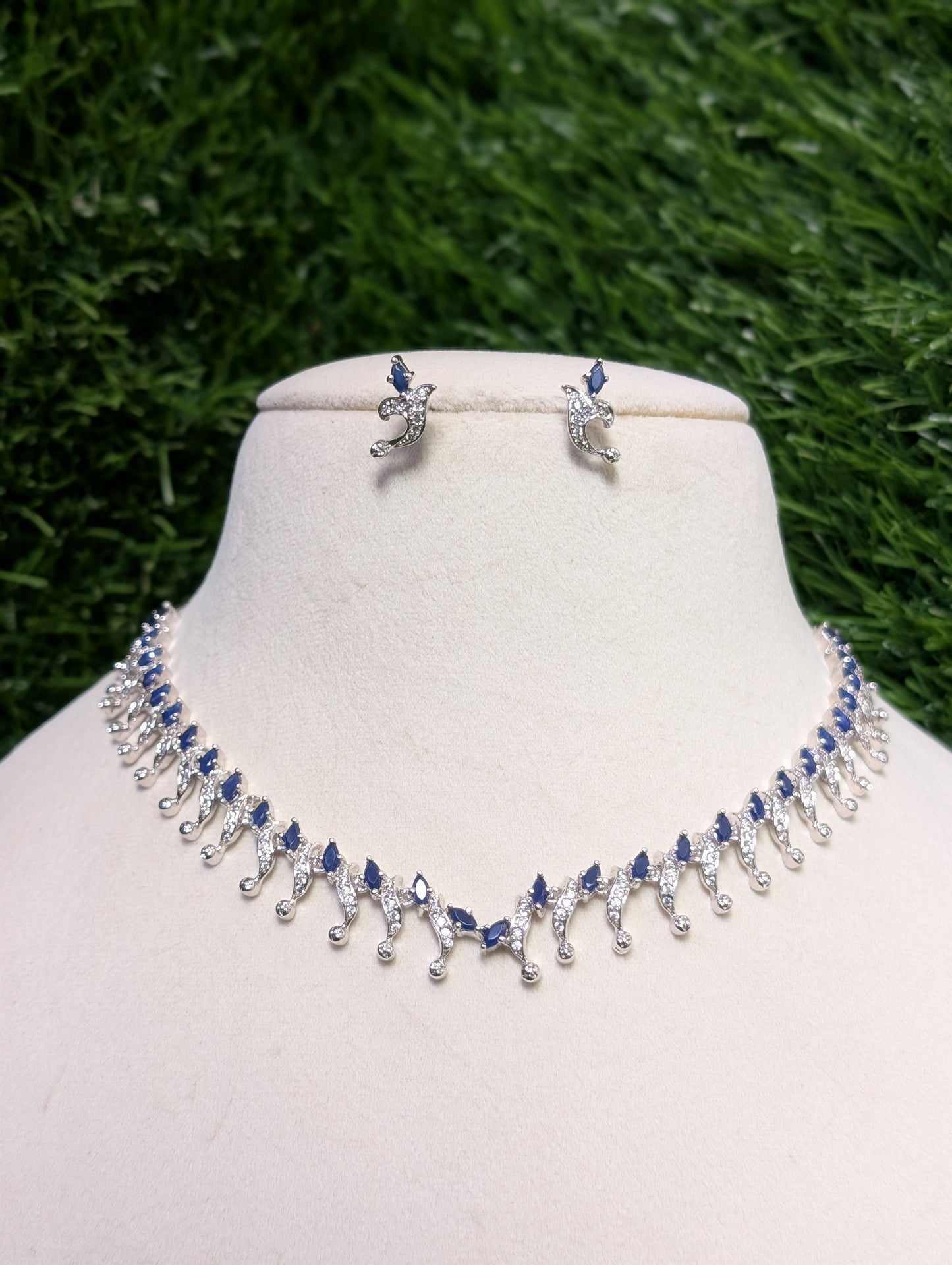 Sapphire Sky Necklace Set