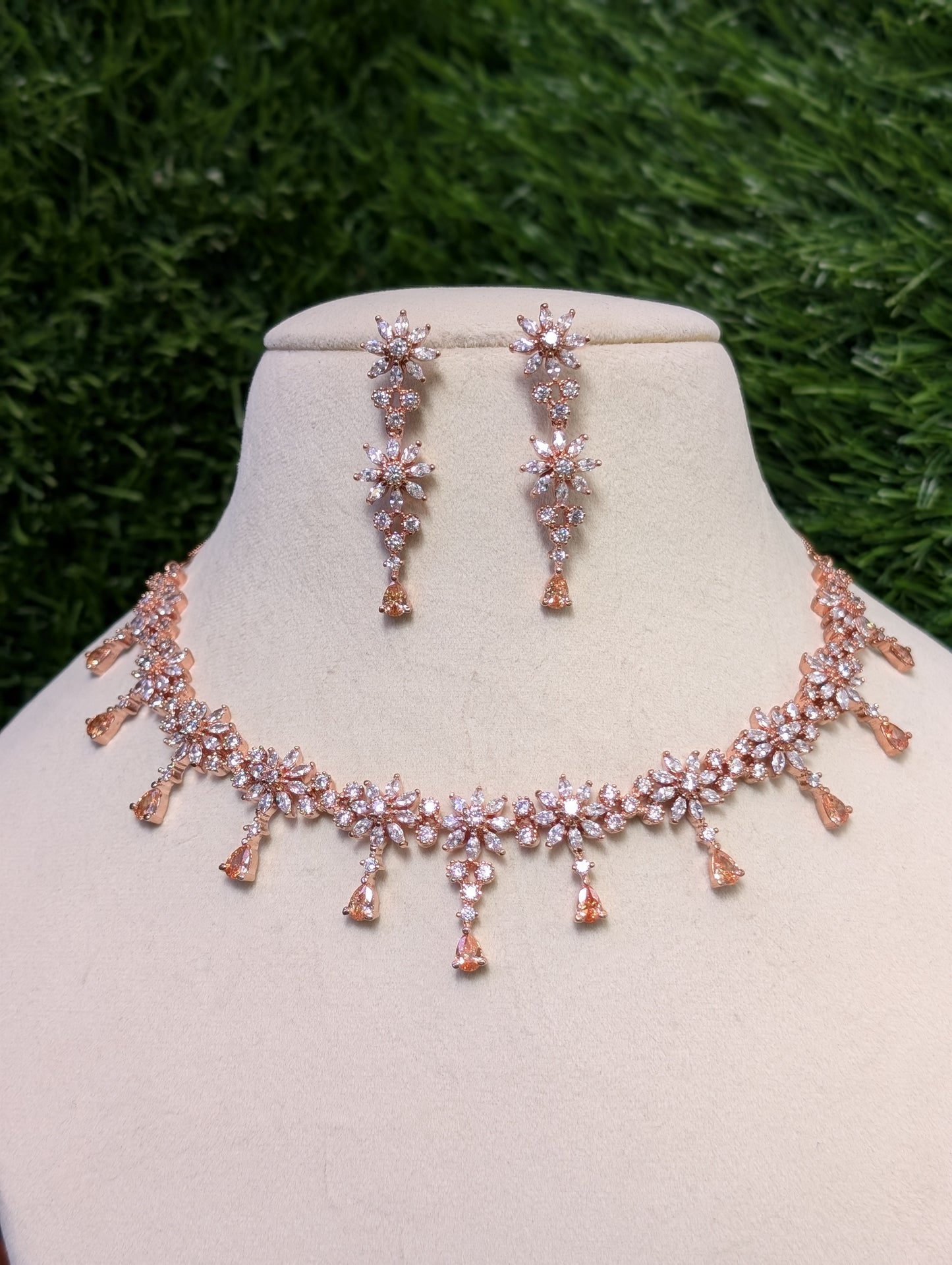 Scarlet Sunset Necklace Set
