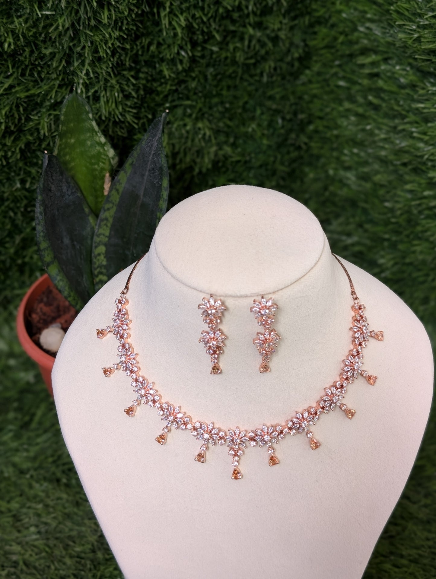 Scarlet Sunset Necklace Set