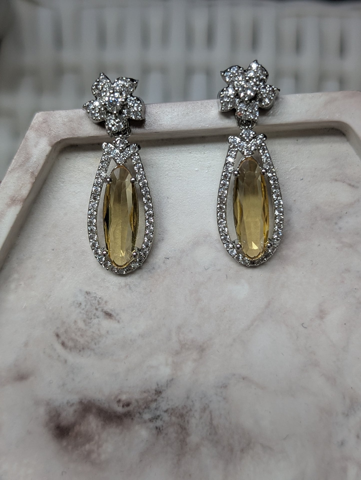 Sunshine Sparkle Earrings