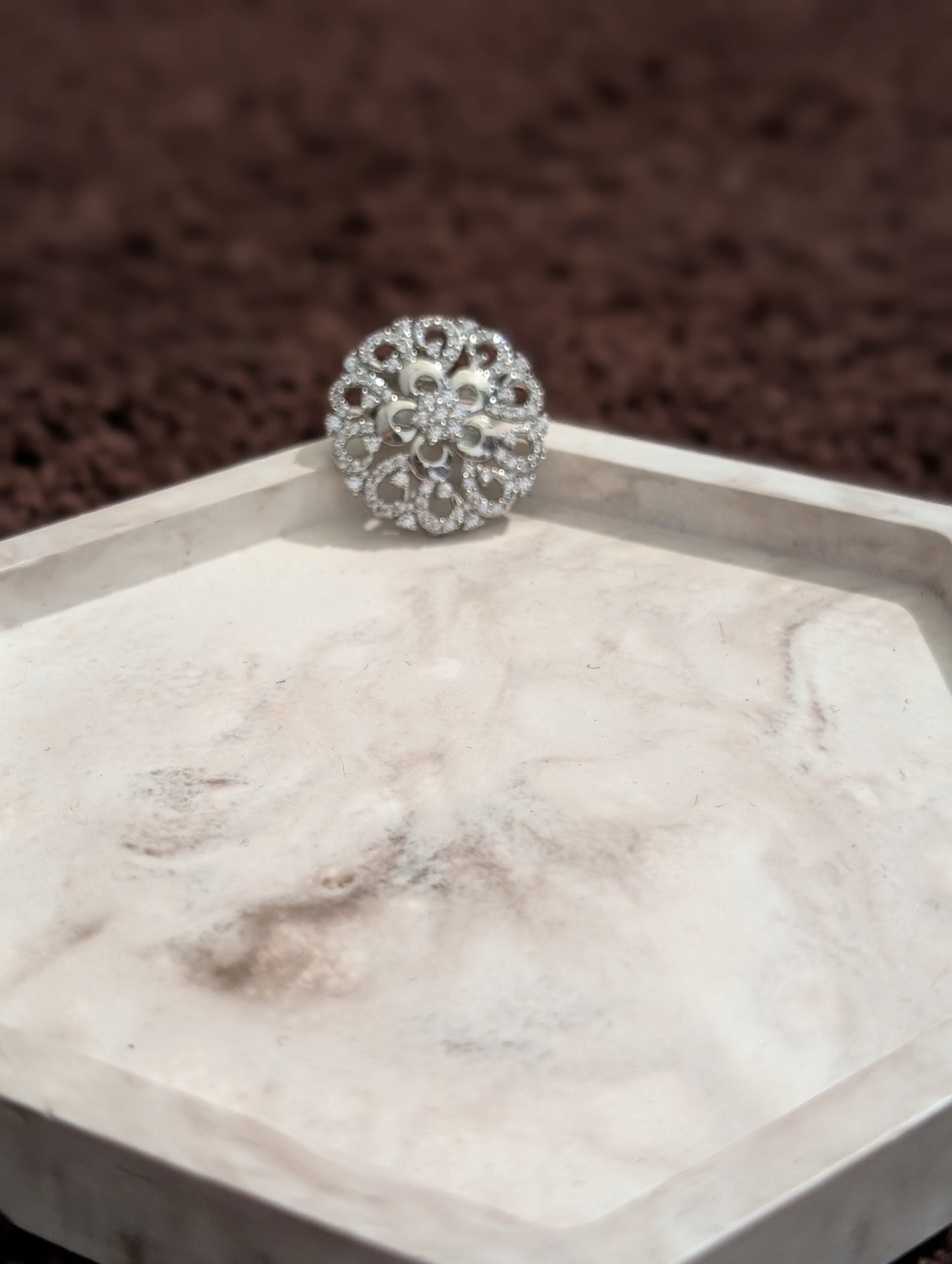 Nile Classic Four-Prong Solitaire
