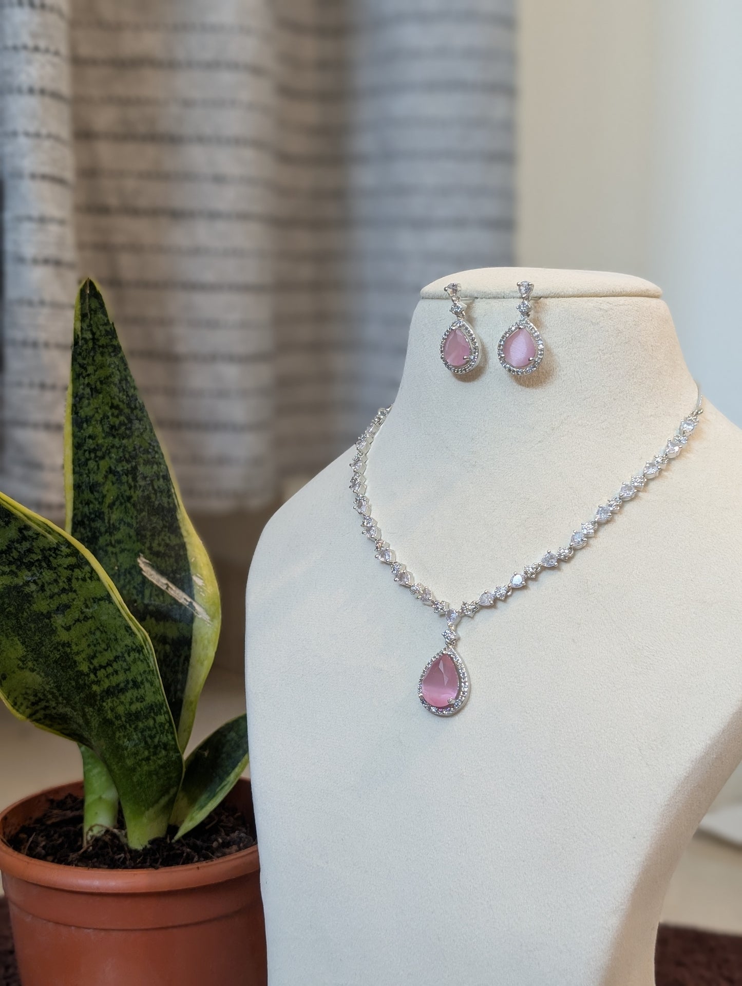Ivy's Enchantment Pink Diamond Set