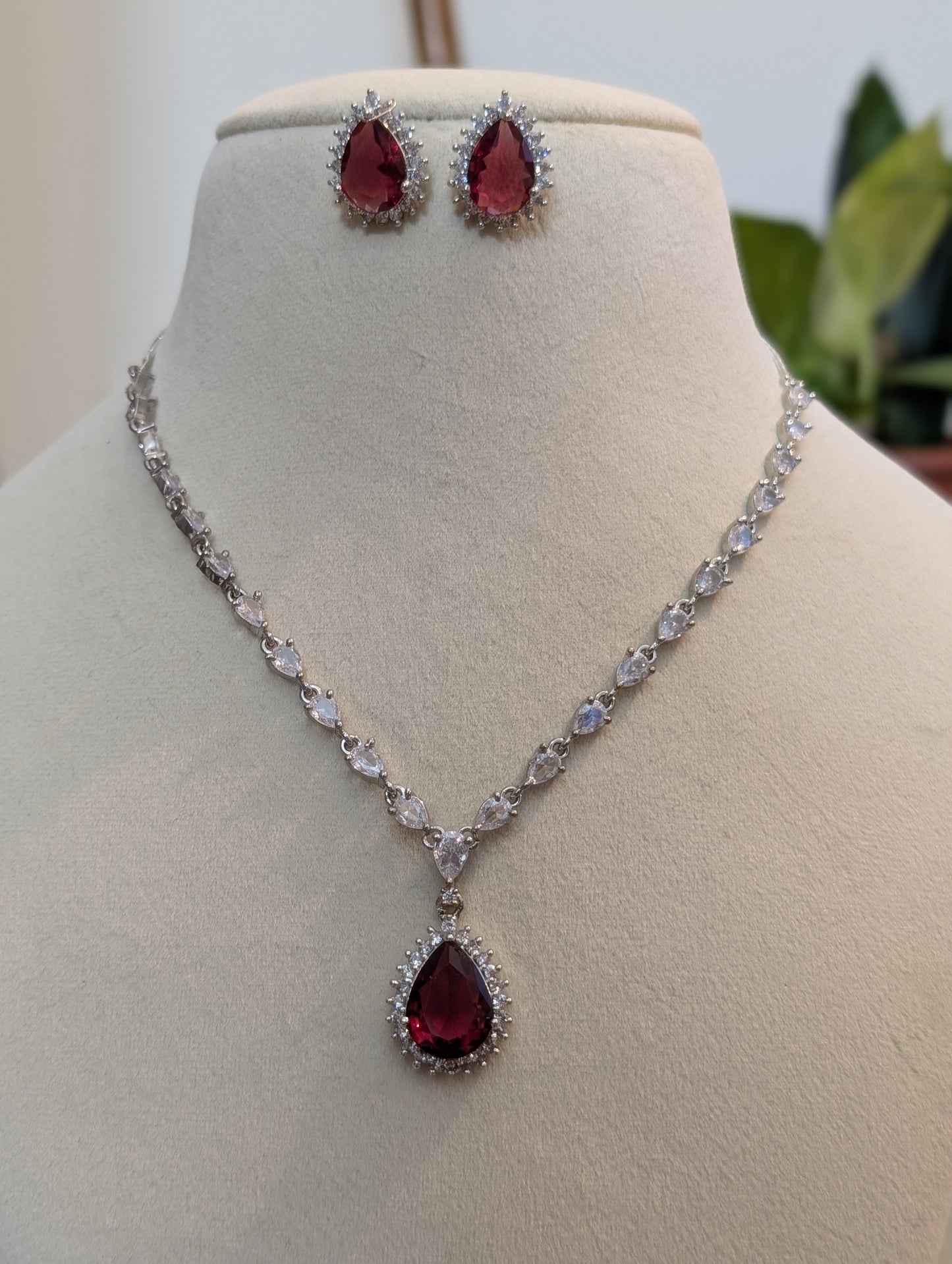 Grace's Petal Diamond Set