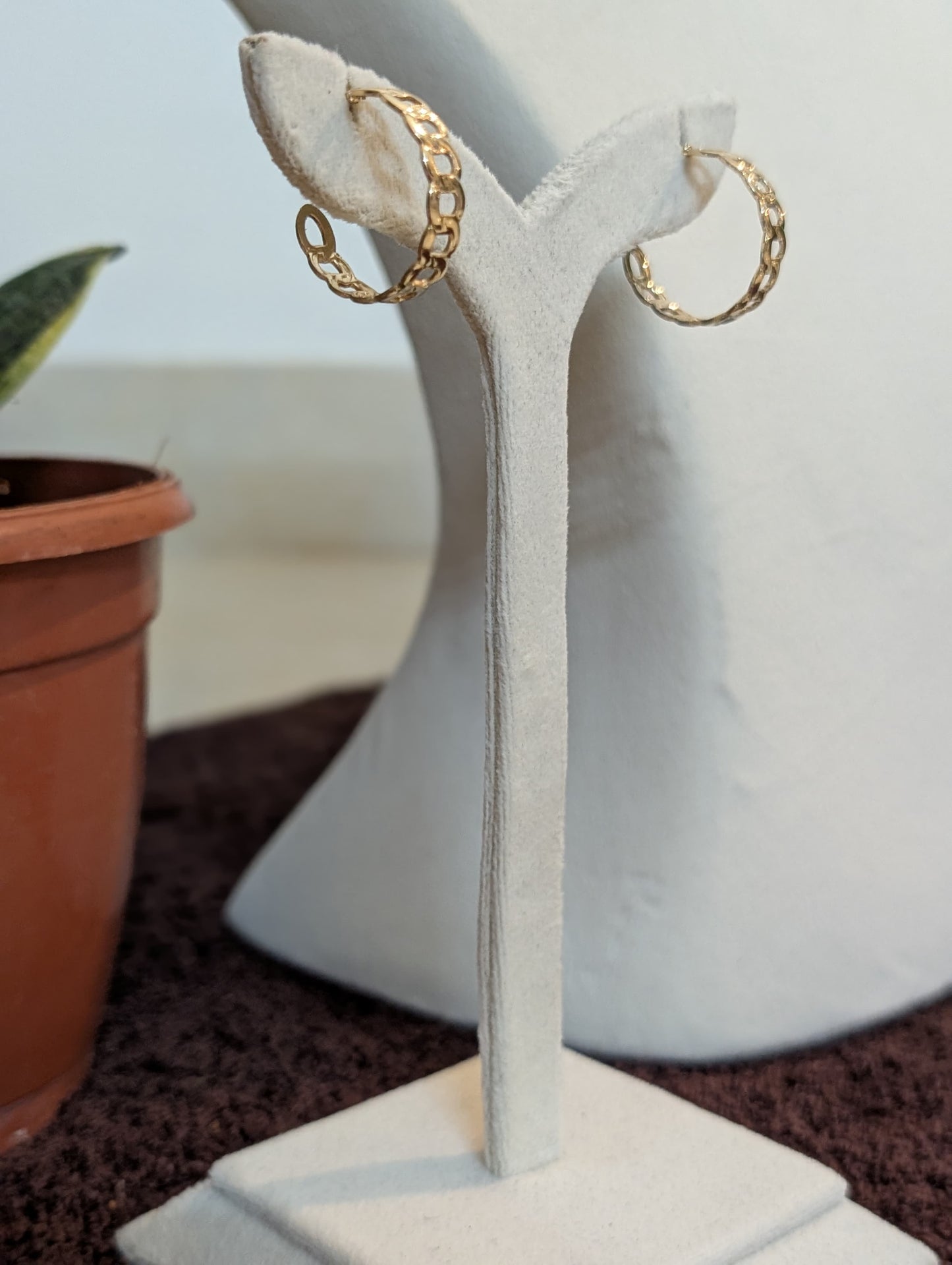 Stylish Everyday Wear Golden Hoops