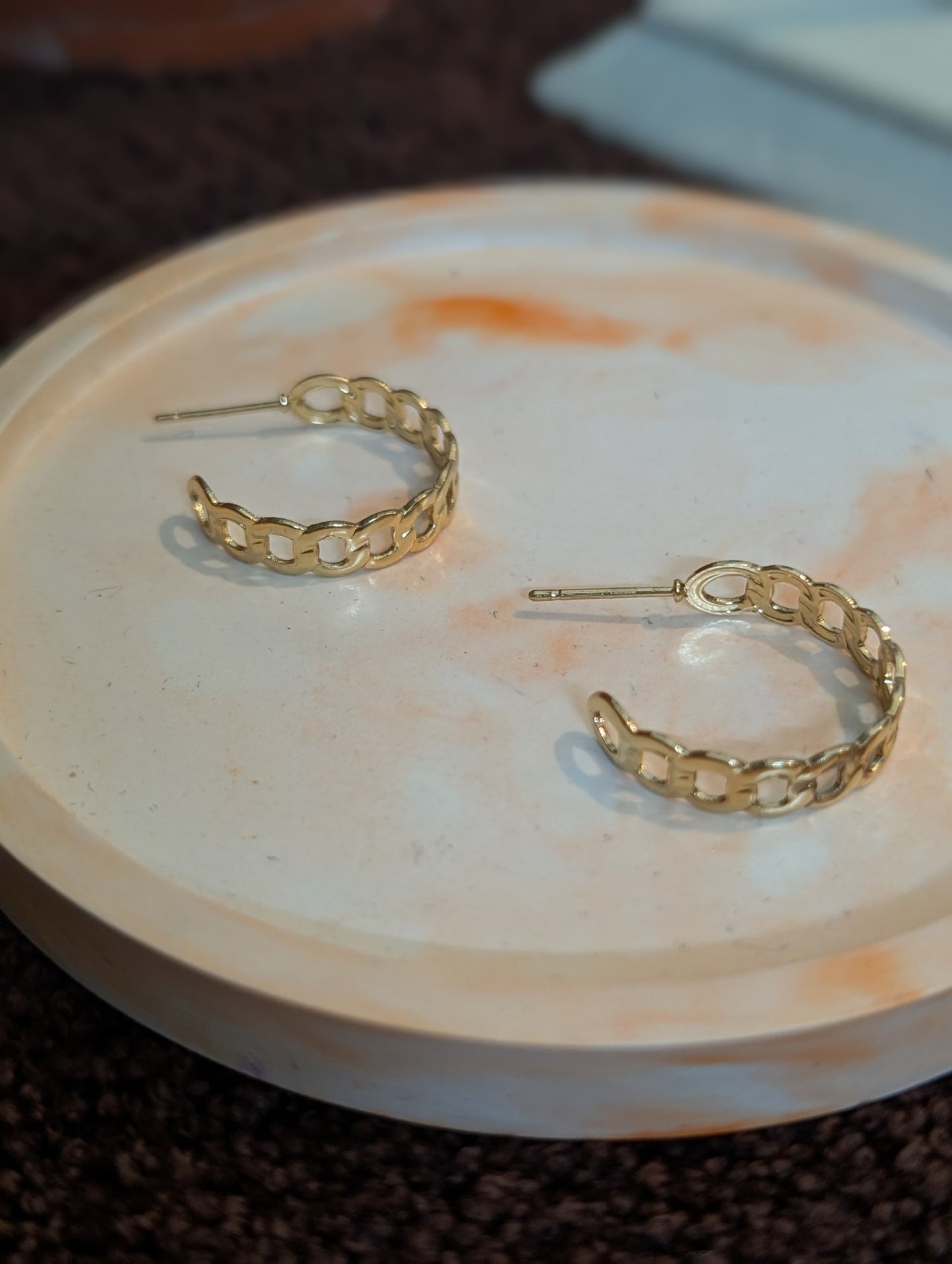 Stylish Everyday Wear Golden Hoops