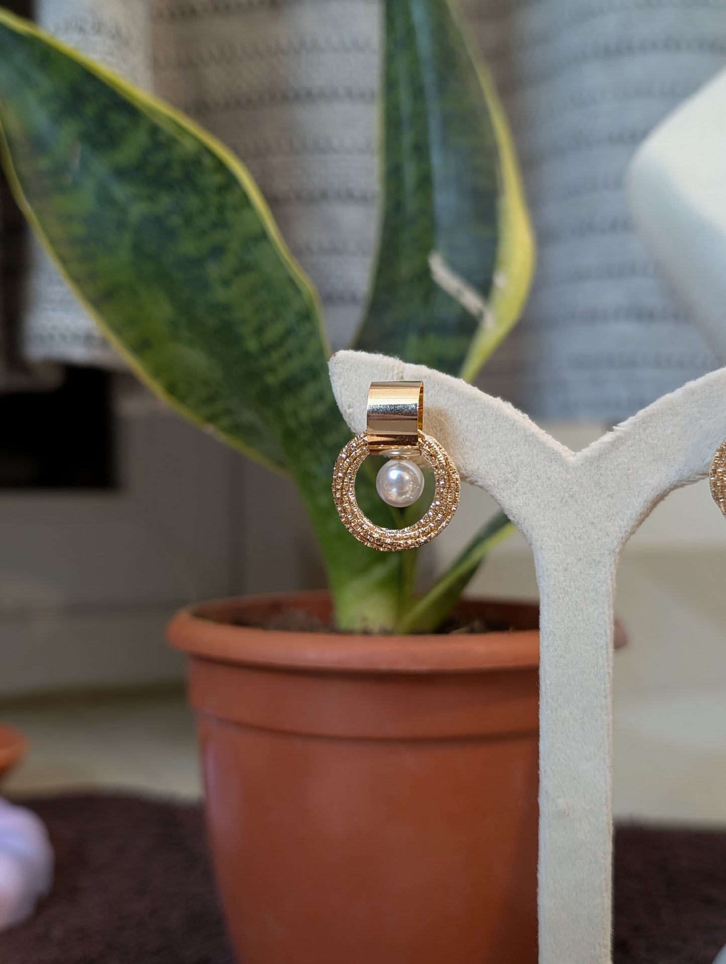 Gold Rings Stud