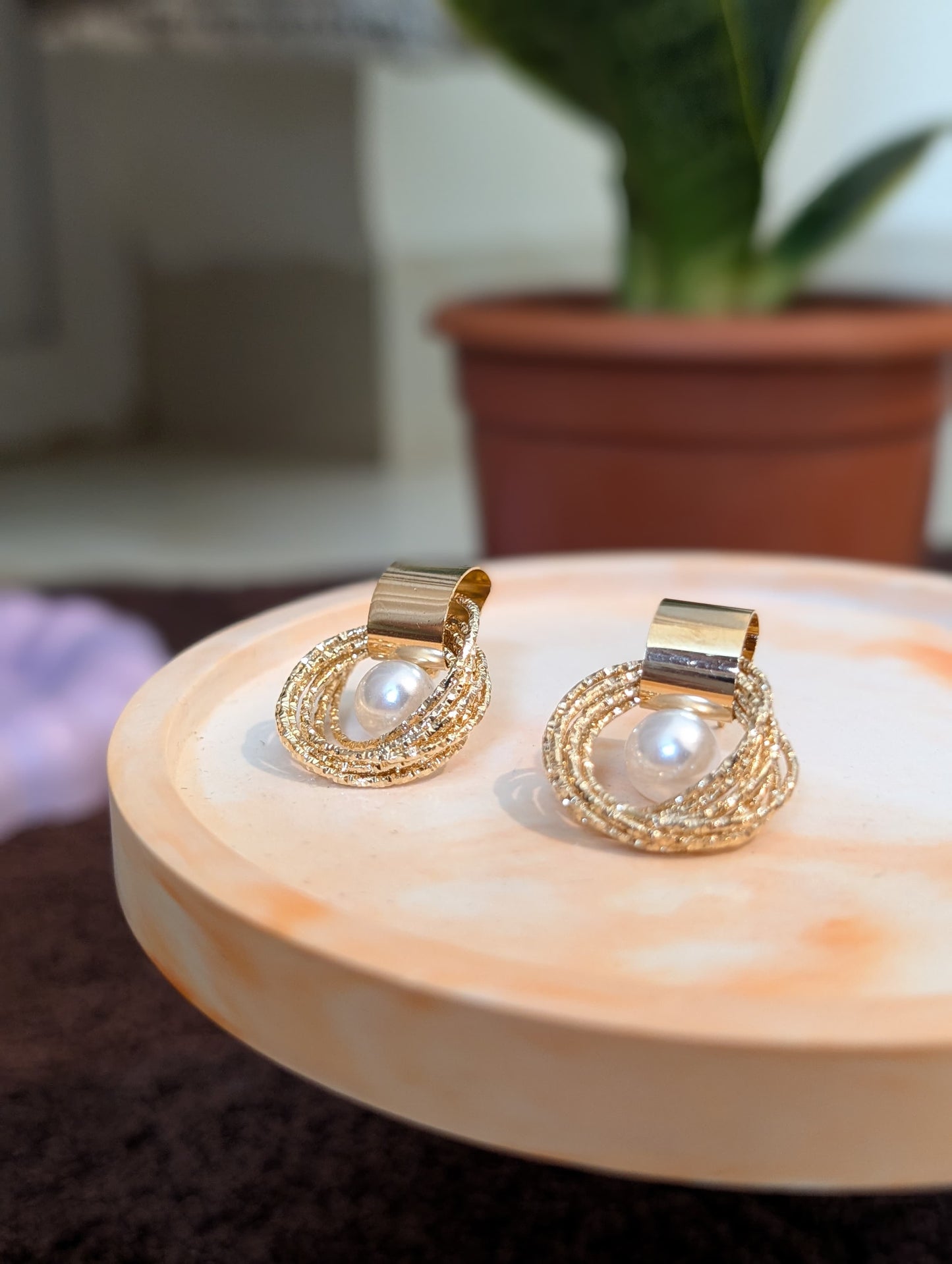 Gold Rings Stud