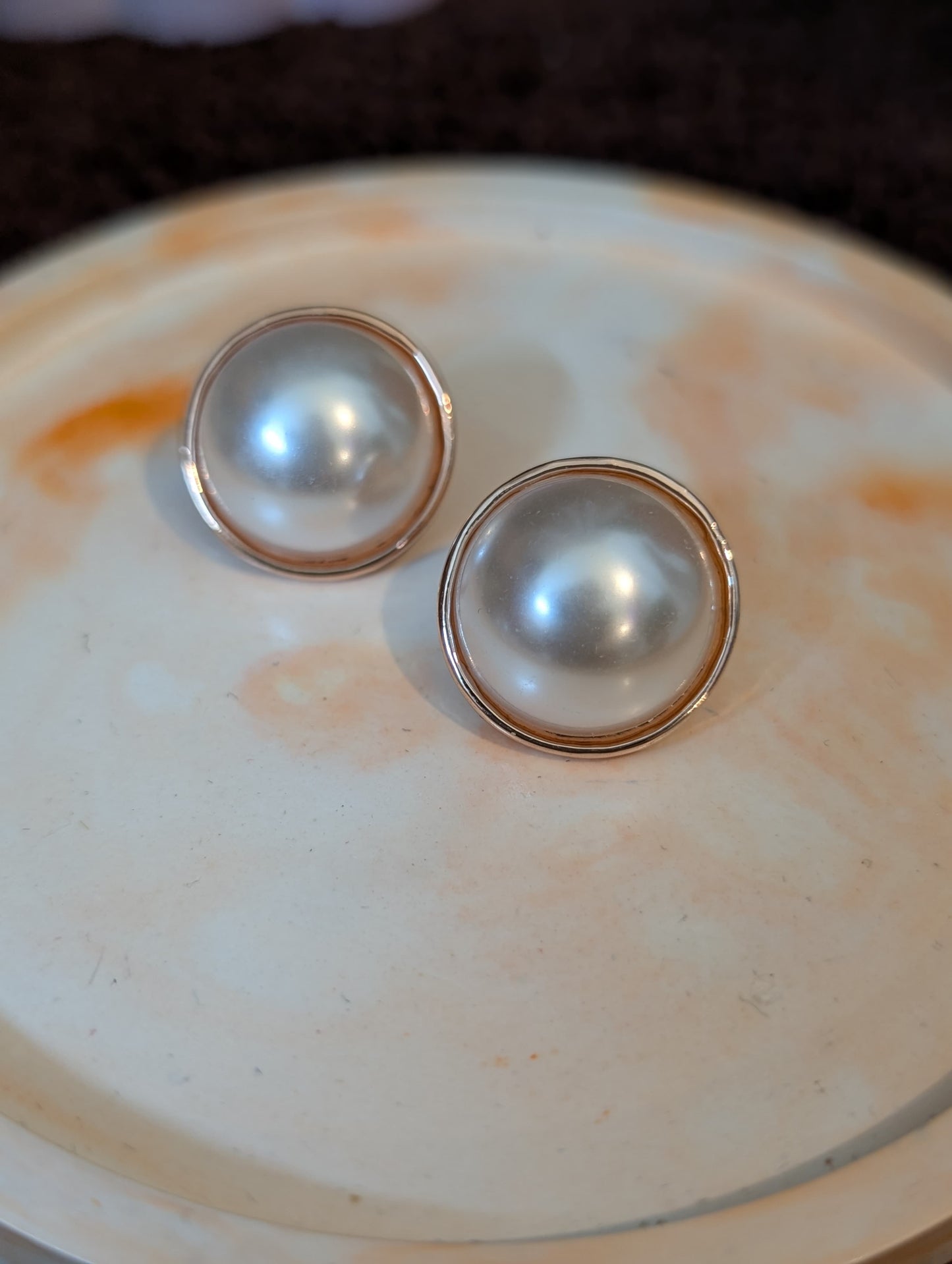 Circular Precious Points