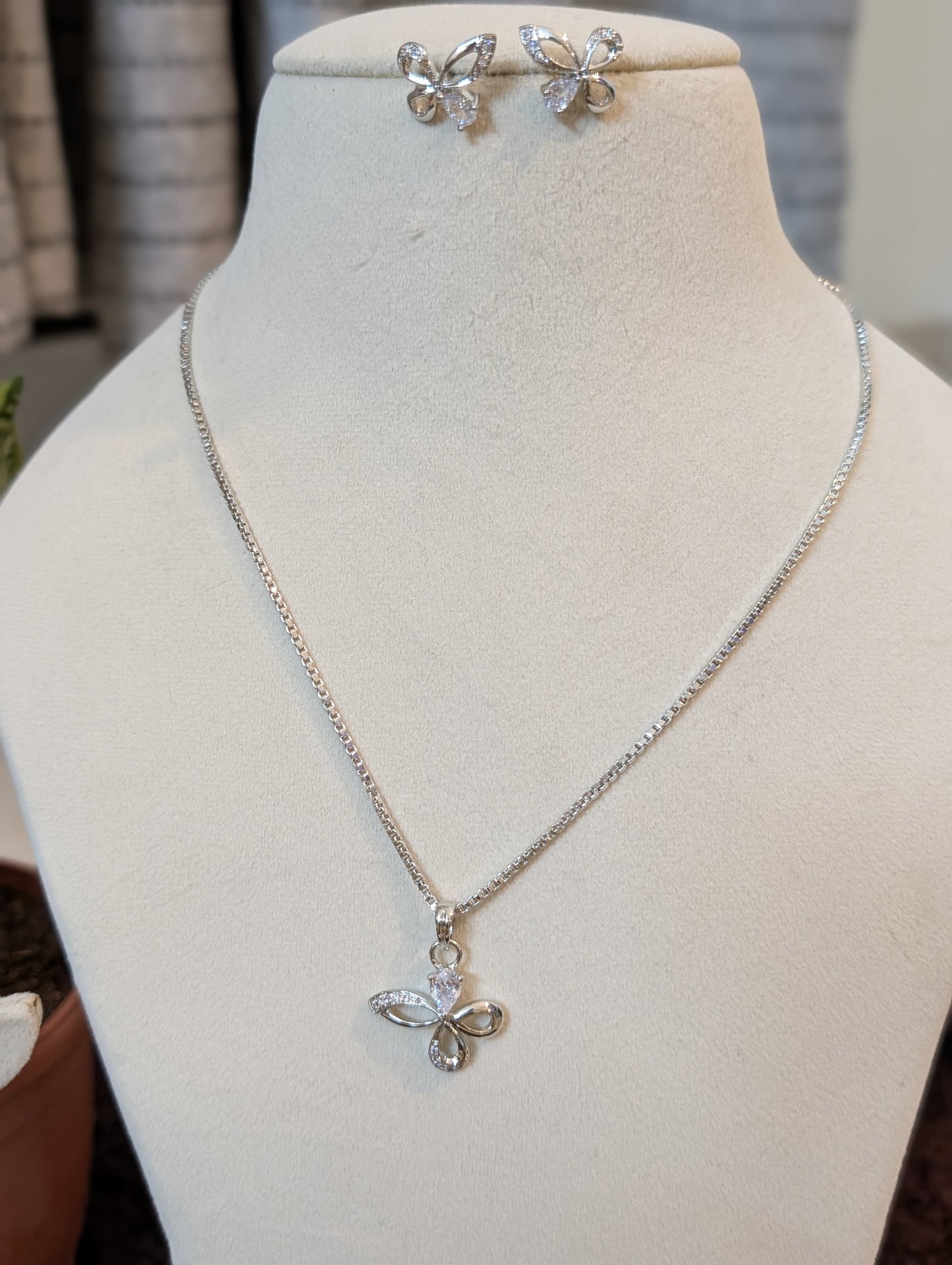 Butterfly Silver Bounce