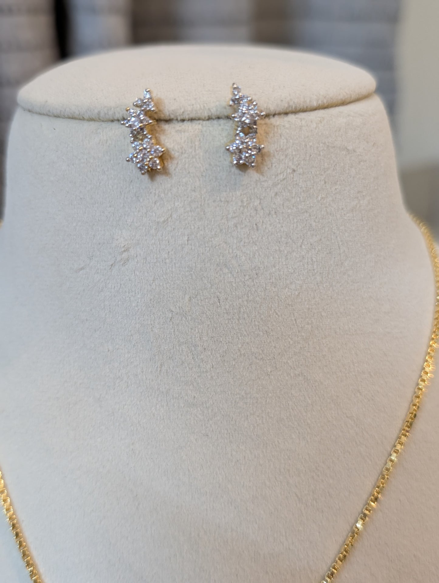 Four Stars Necklace Set