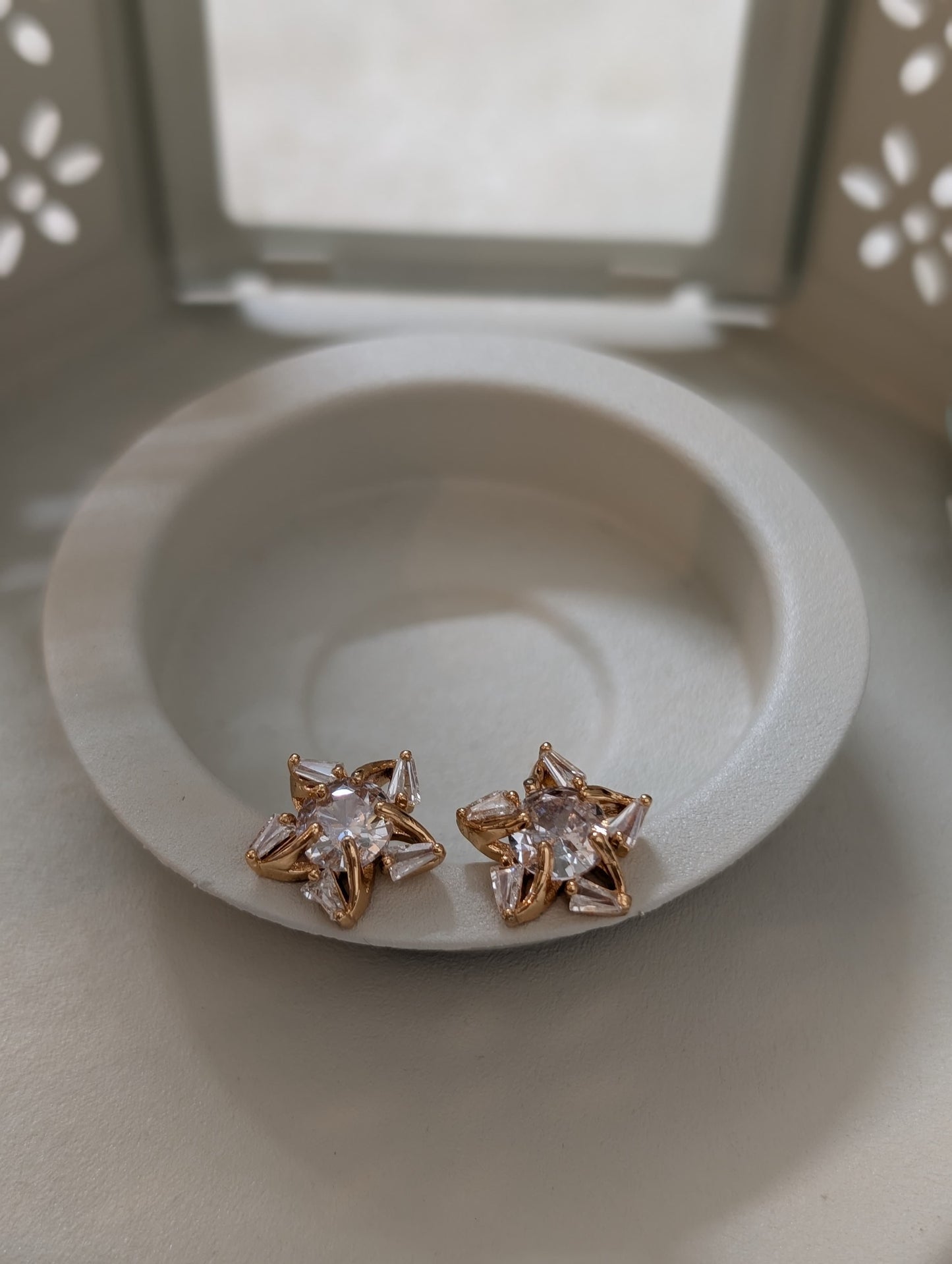 Star with a Pearl