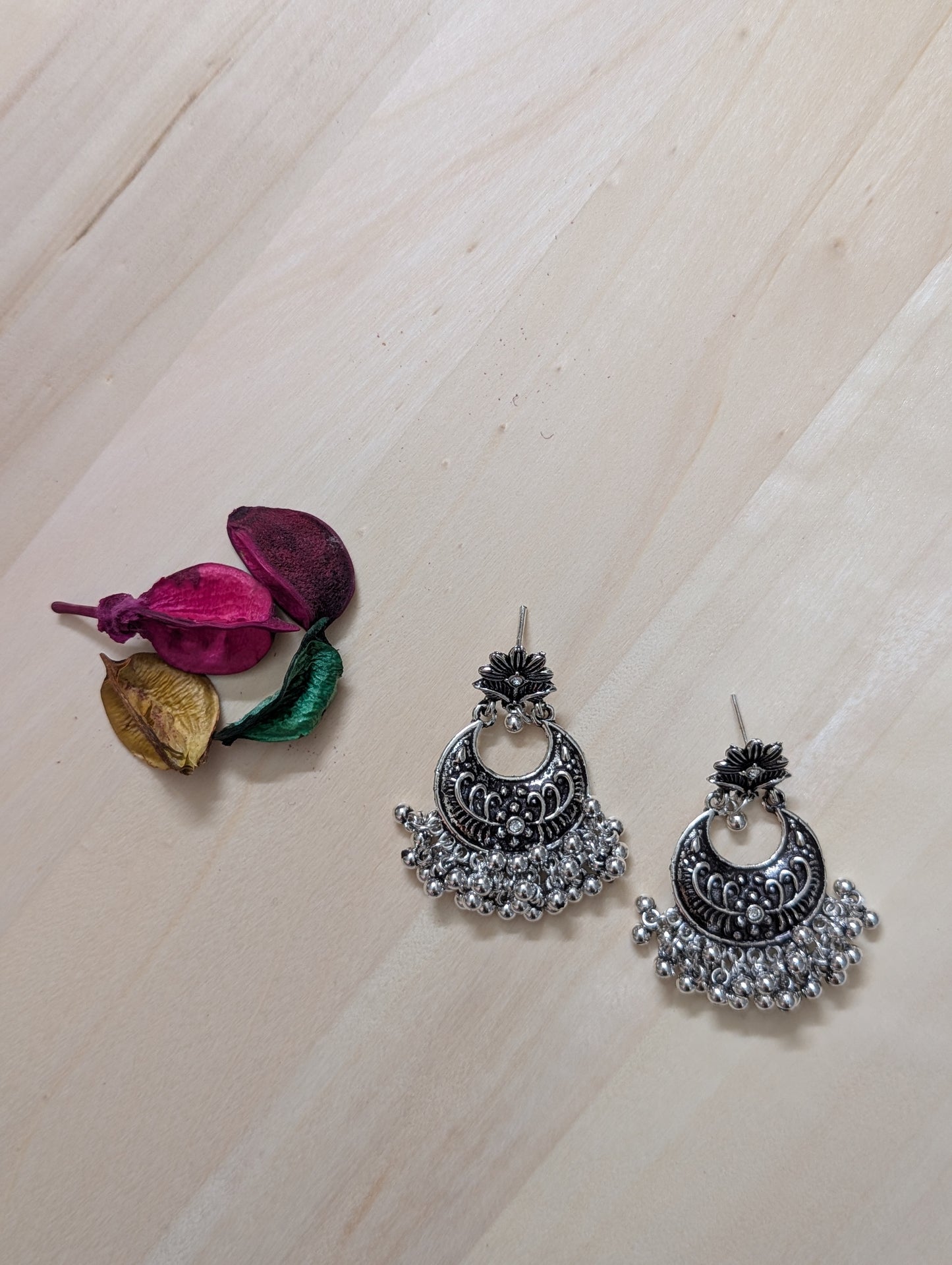 Antique Allure Hangings