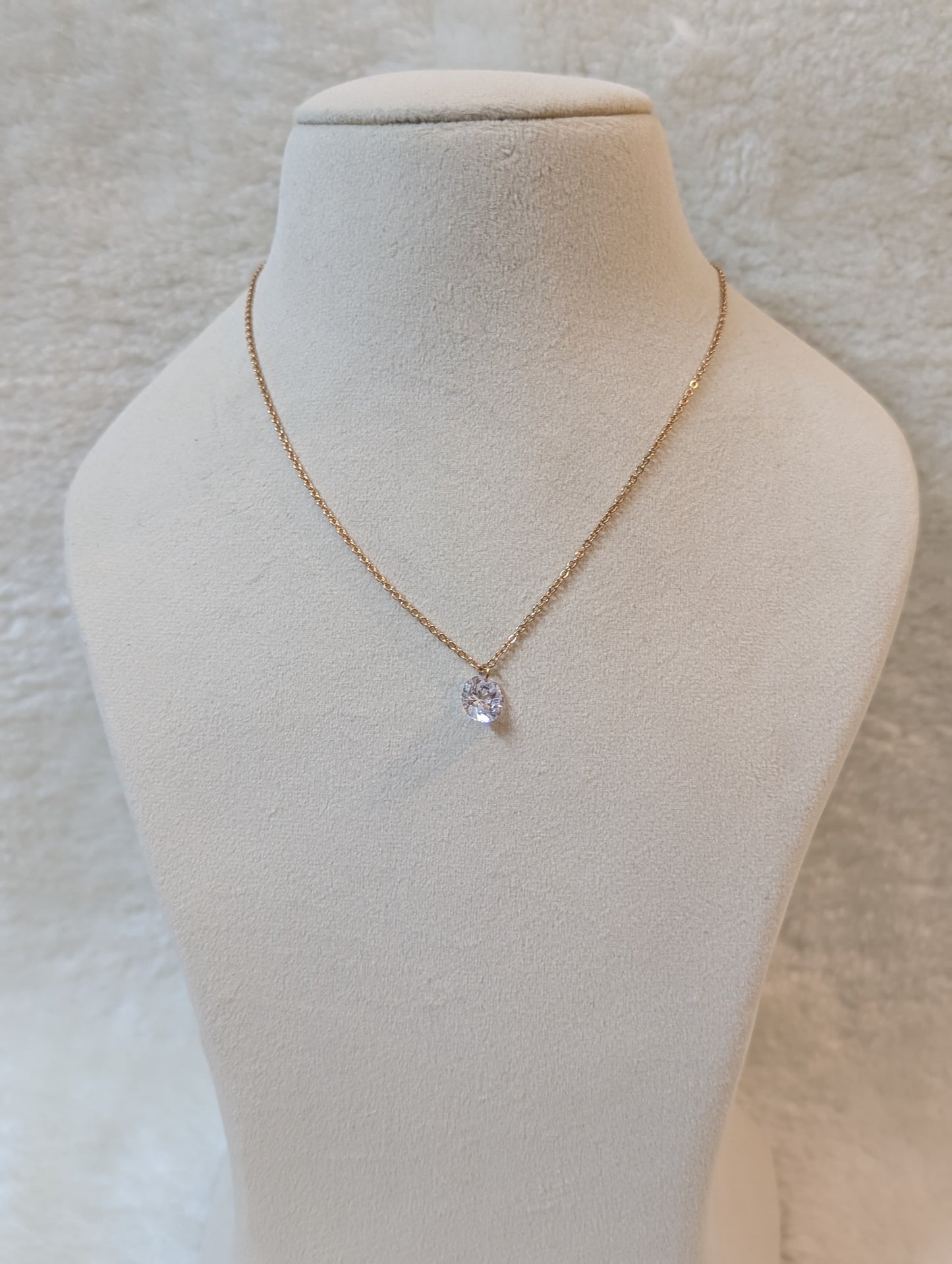 Elegant Diamond Piece