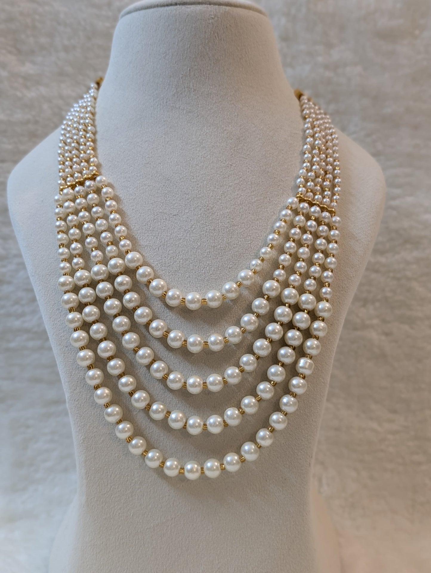 Elegant Pearl Set