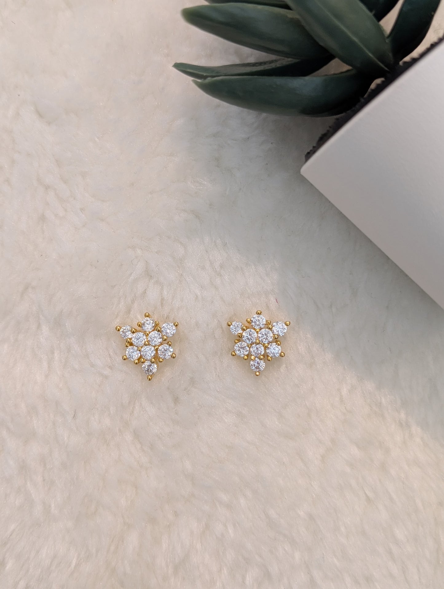 Flower Divine Studs