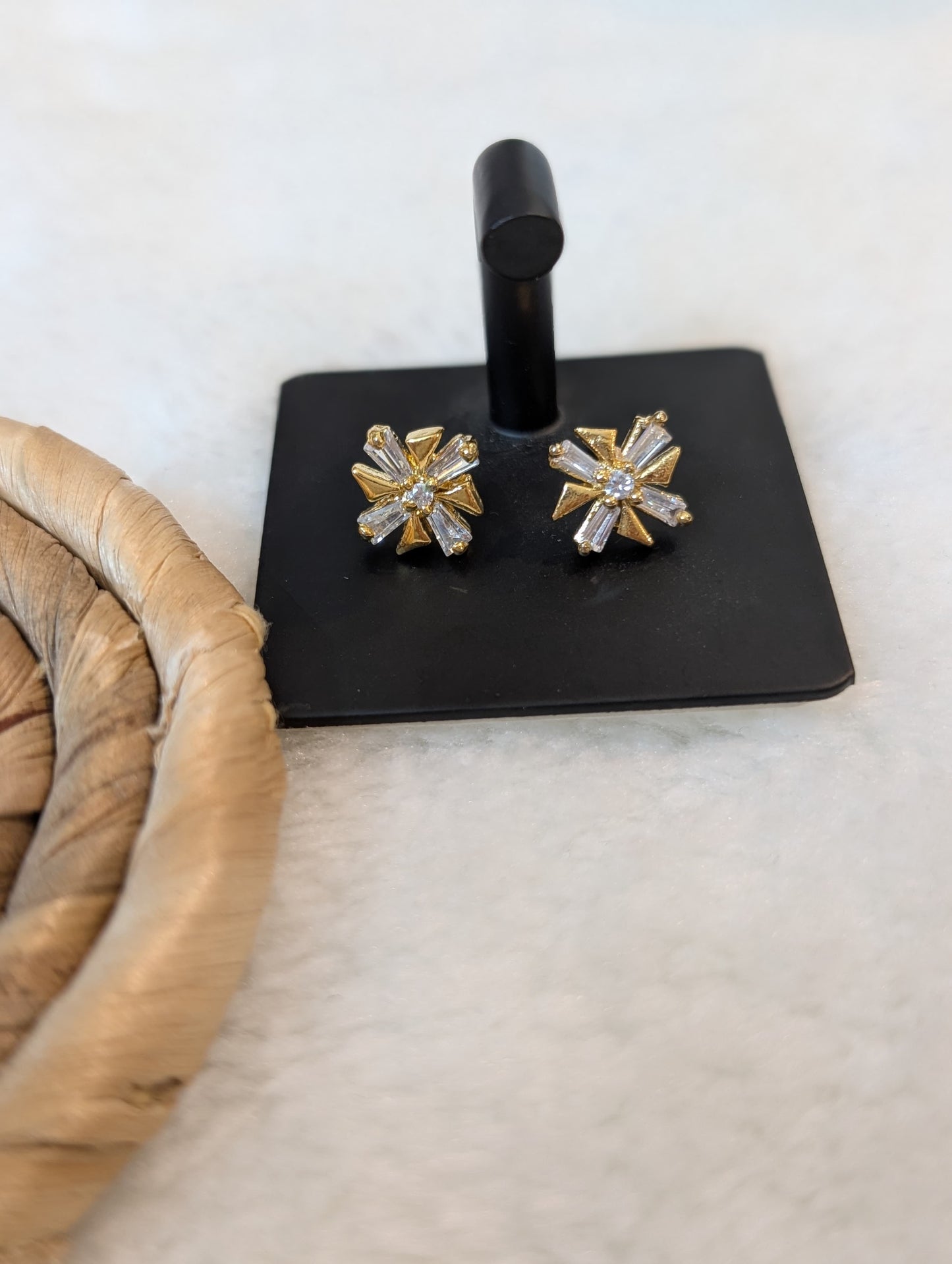 Radiant Studs