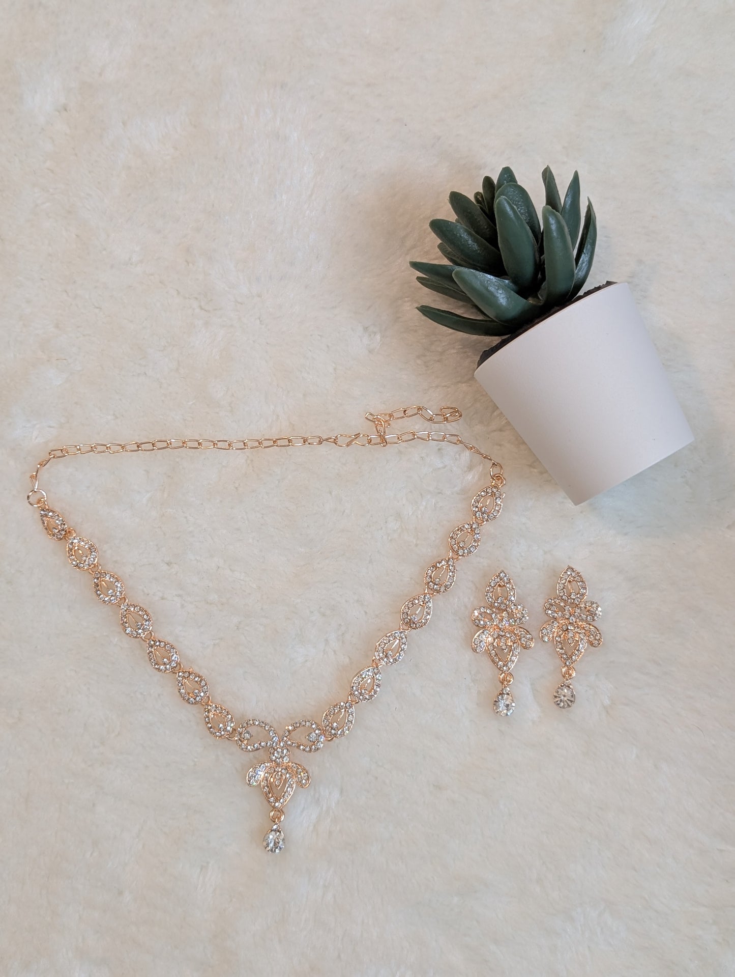 Luxe Crystal Treasures