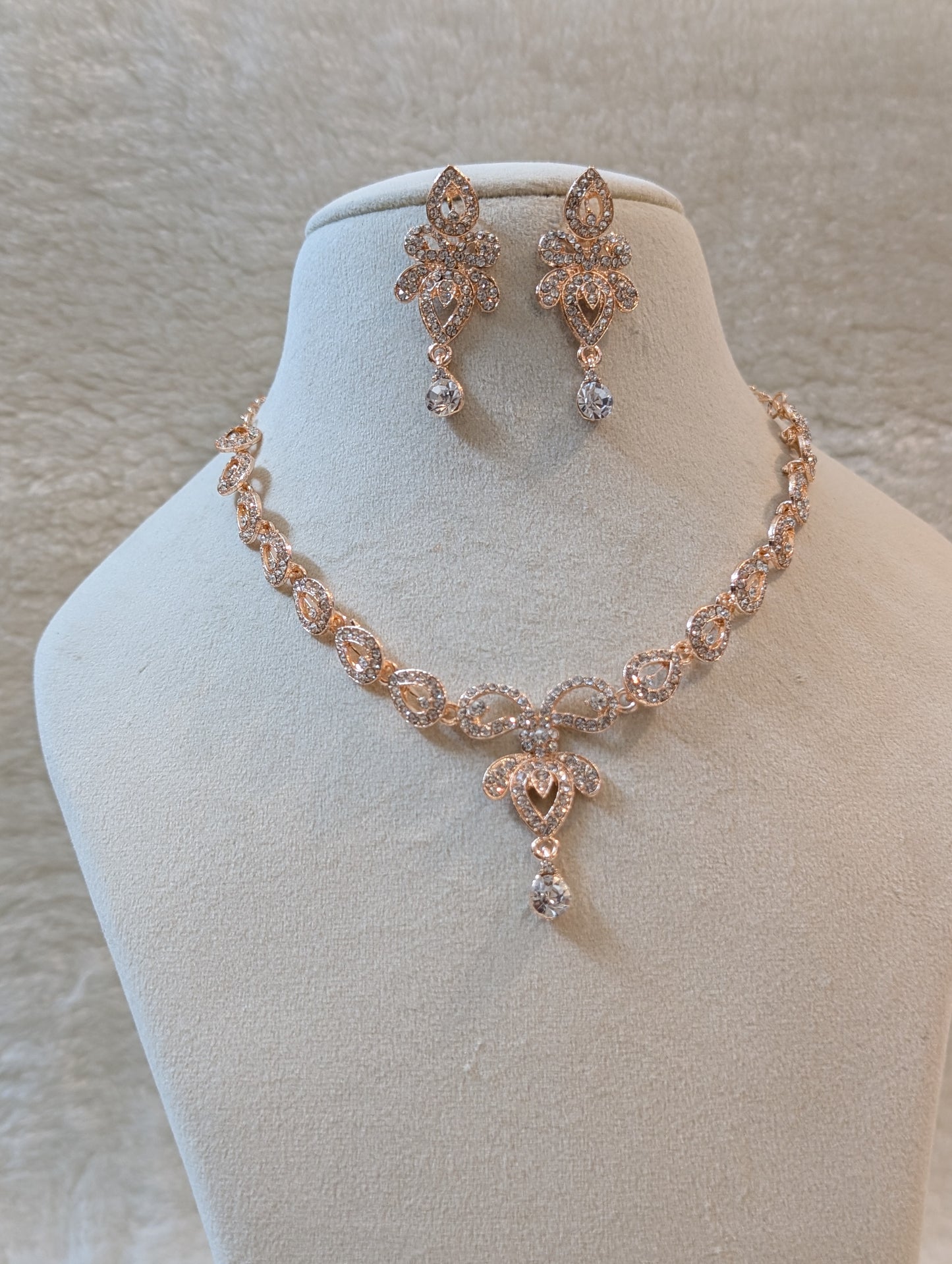 Luxe Crystal Treasures