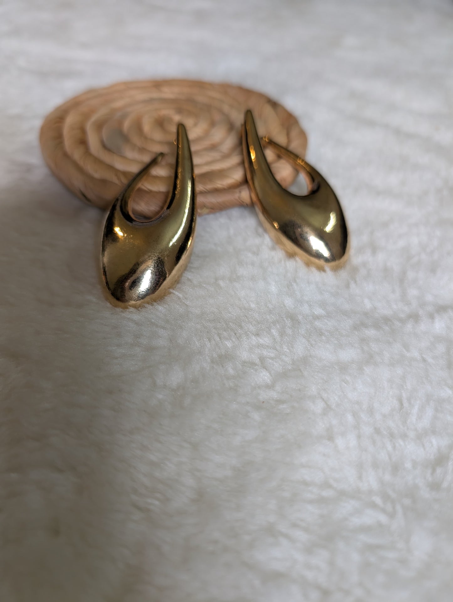 Golden Royal Hanging