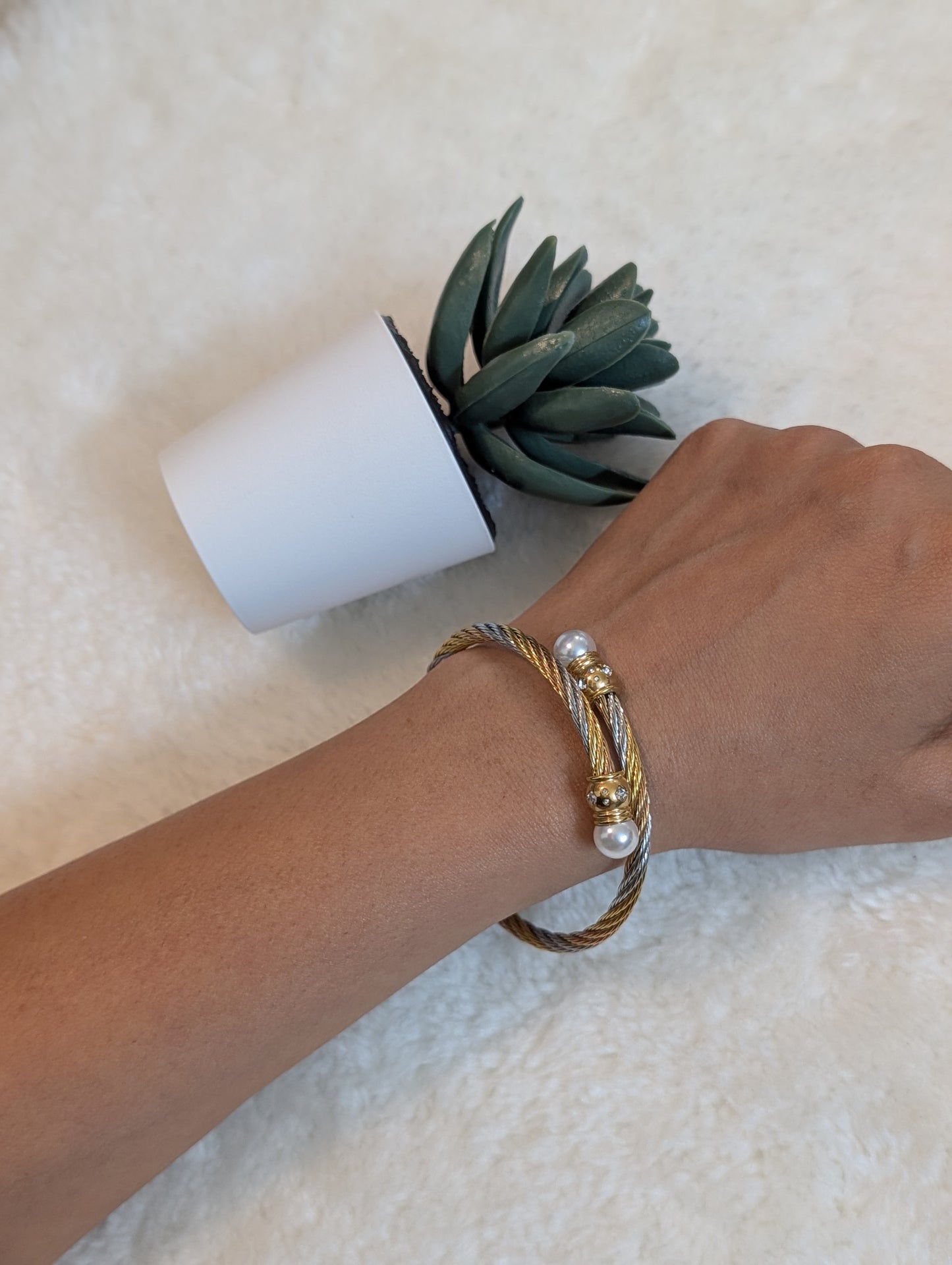 Bracelet with a Pearl