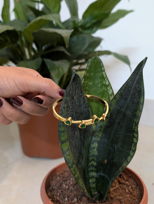Bracelet with 3 Panna Gems