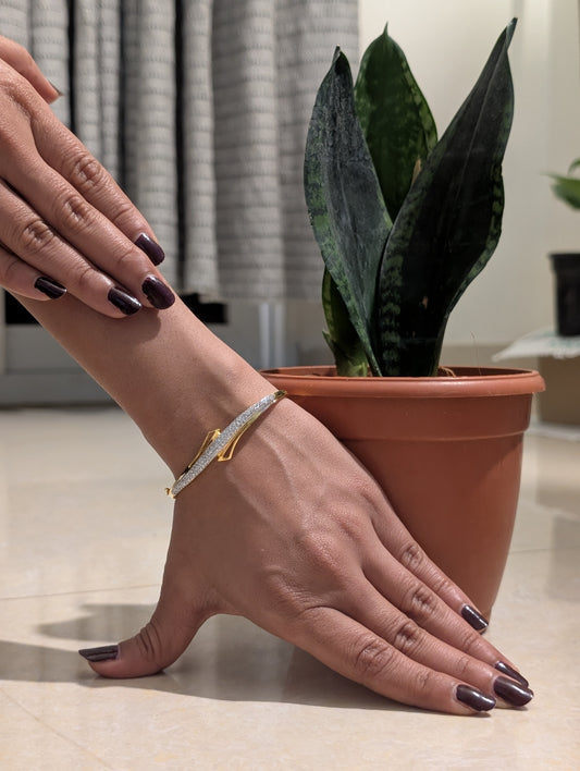 A Twingling Bracelet