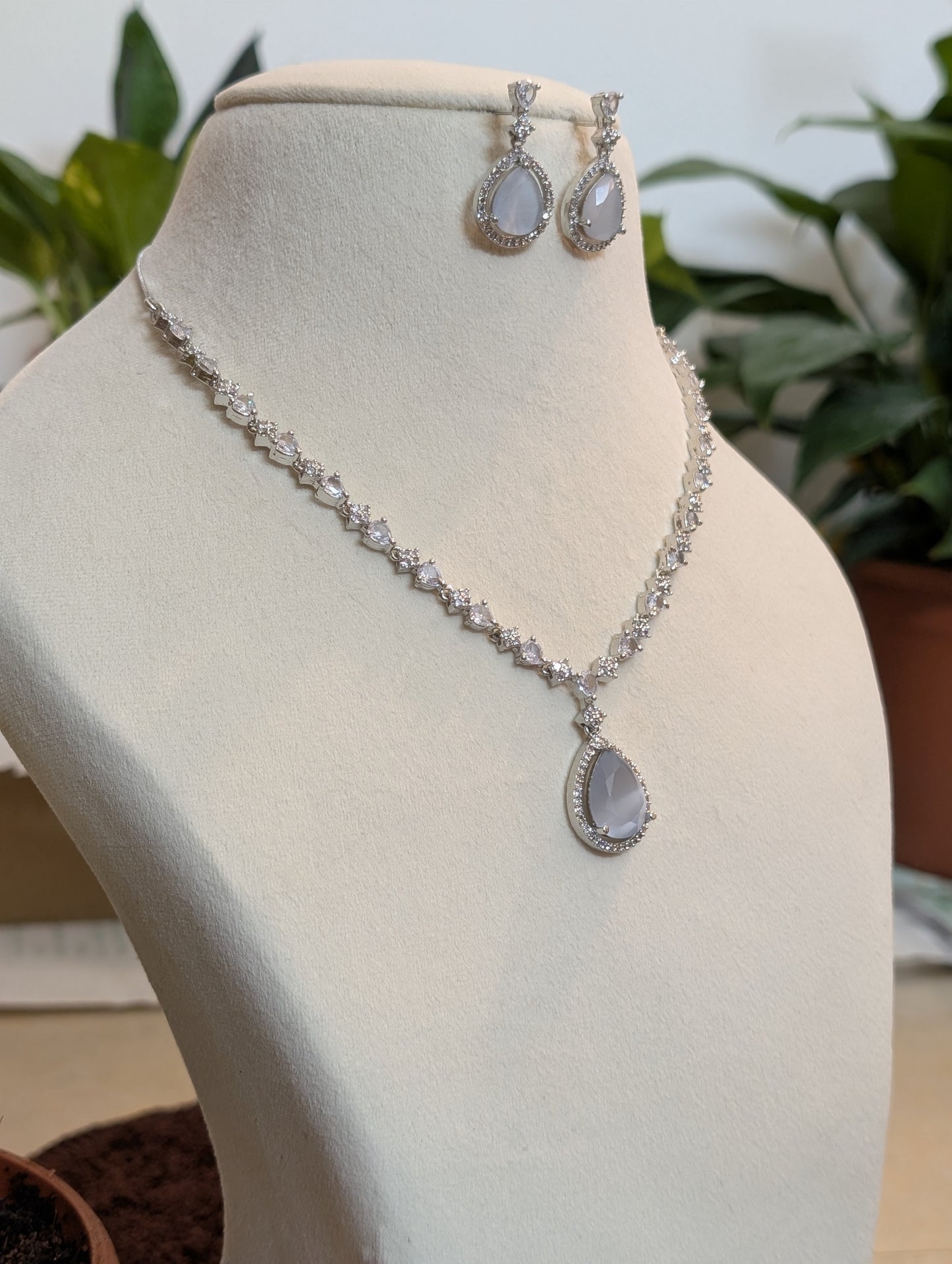 Ava's Purity Diamond Necklace Set