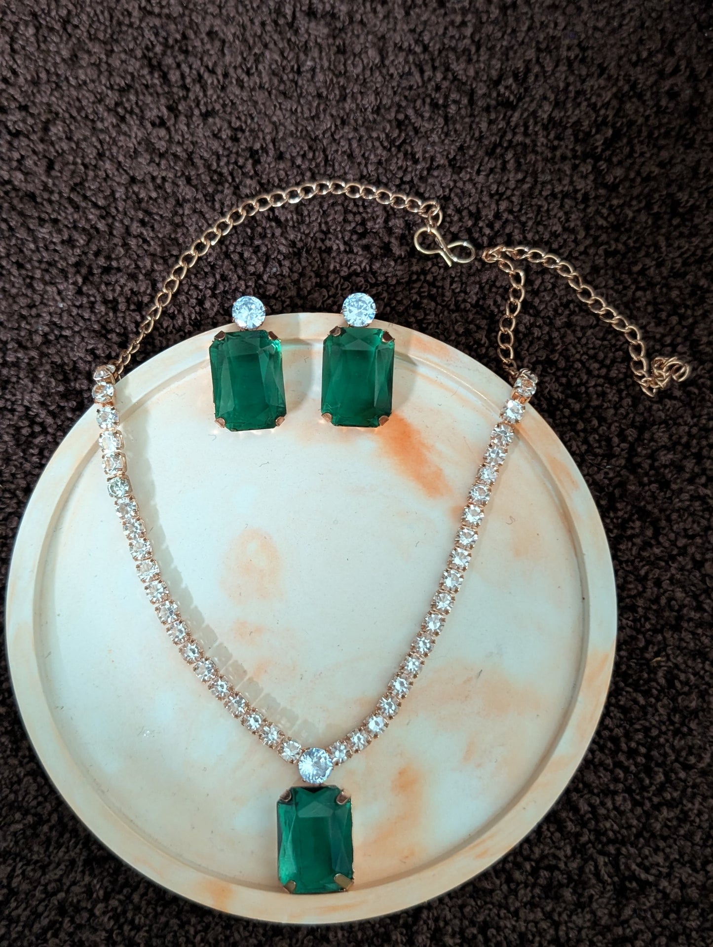 Glamour Green Gleam