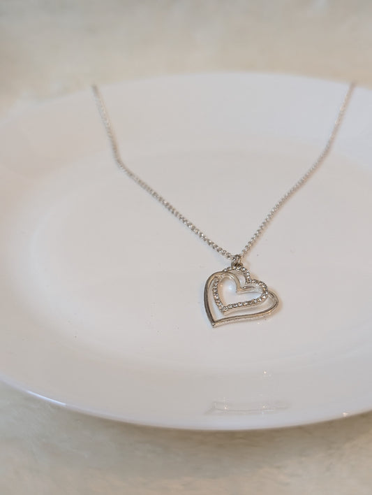 Heard Neckpiece
