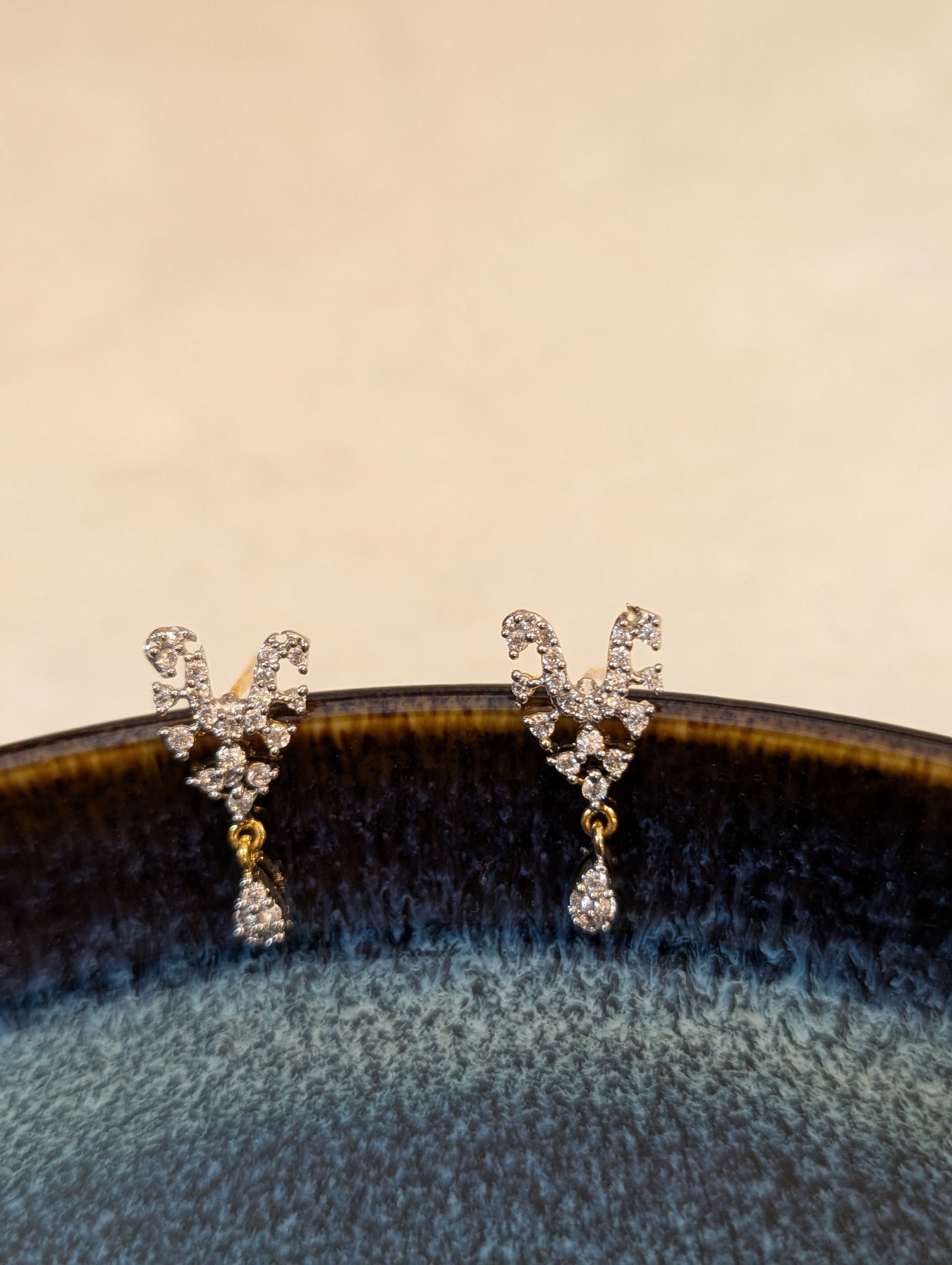 Starry Kundan