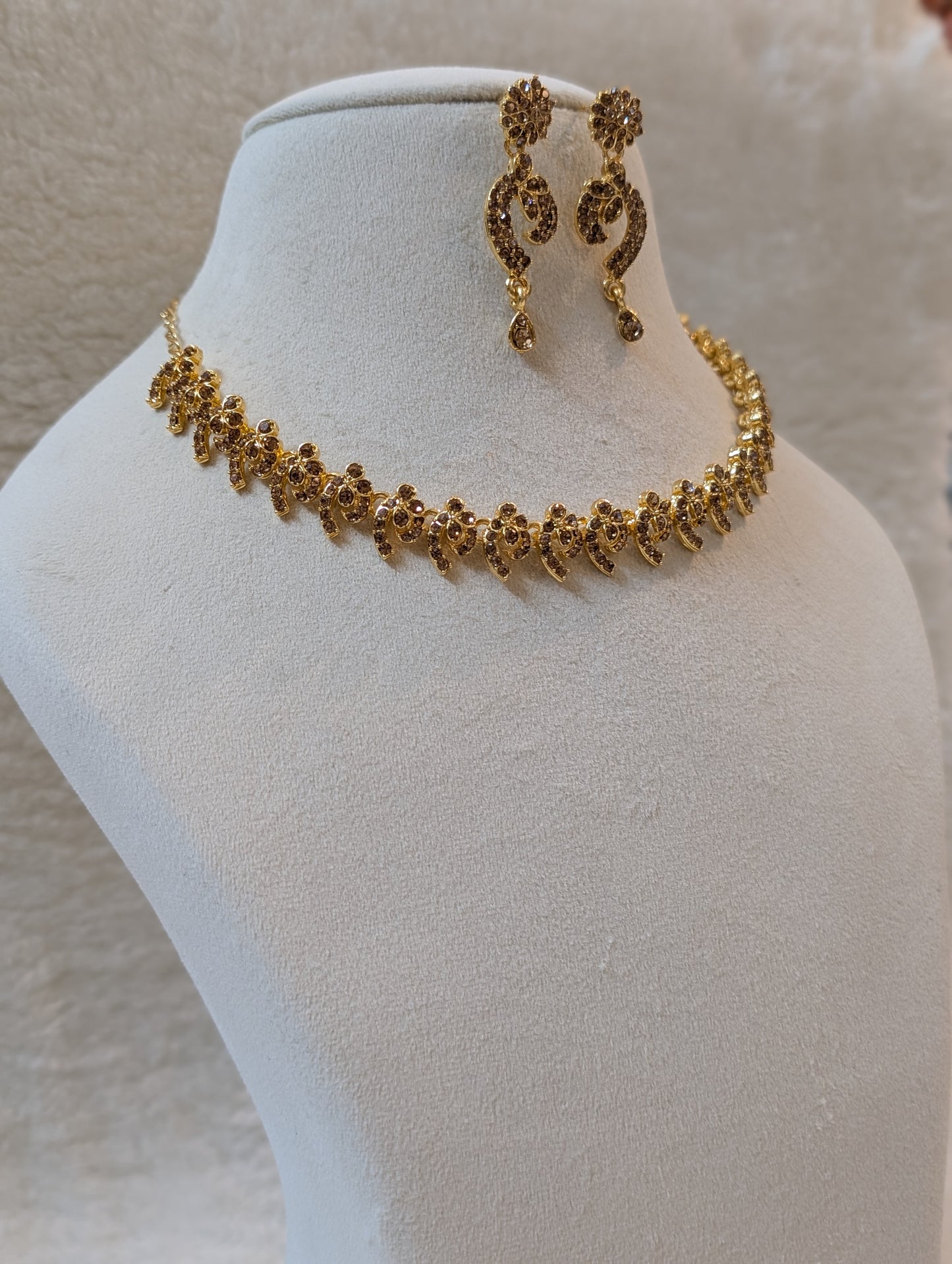 Radiant Gem Boutique
