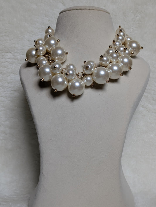 Luminous Pearl Elegance