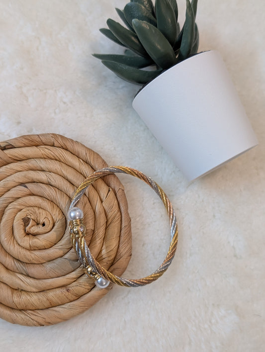 Bracelet with a Pearl