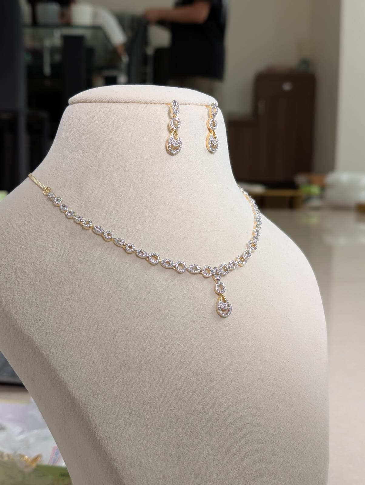 Minimalistic Diamonds